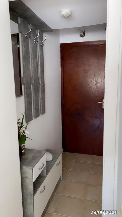 רוקברון-קאפ-מרט Joli Studio Neuf Av Terrasse A 50 M De La Mer Et Gare מראה חיצוני תמונה