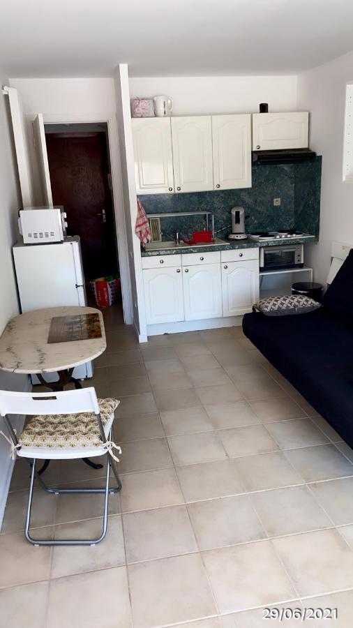 רוקברון-קאפ-מרט Joli Studio Neuf Av Terrasse A 50 M De La Mer Et Gare מראה חיצוני תמונה